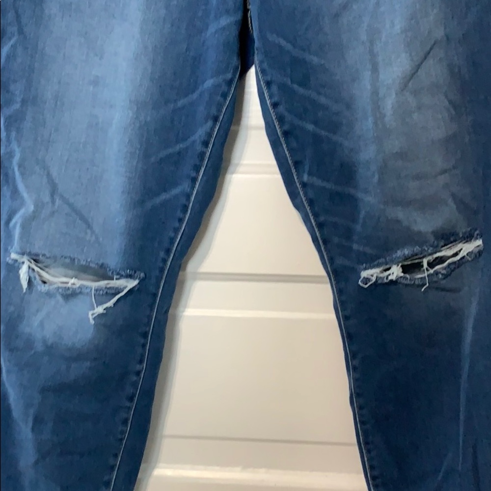 Arizona Ripped Jeans - Picture 4 of 5